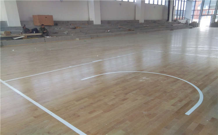 硬木企口篮球场实木地板安装工艺