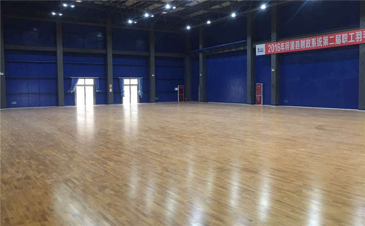 常用的体育场木地板厂家有哪些