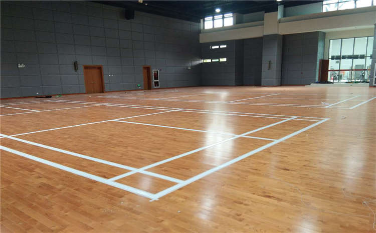 专用运动实木地板施工方案