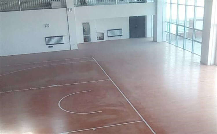枫桦木篮球馆木地板怎么维修？