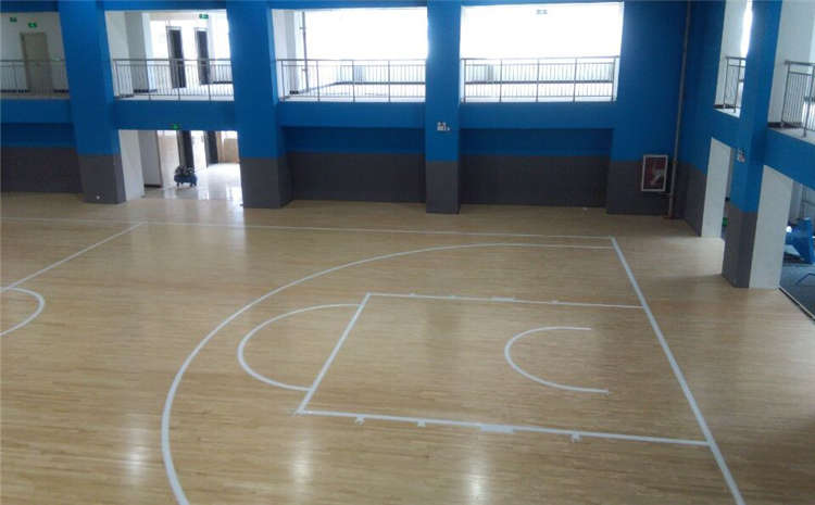 柞木木地板篮球馆造价是的多少？